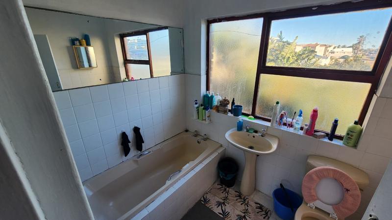 5 Bedroom Property for Sale in Ferreira Town Eastern Cape